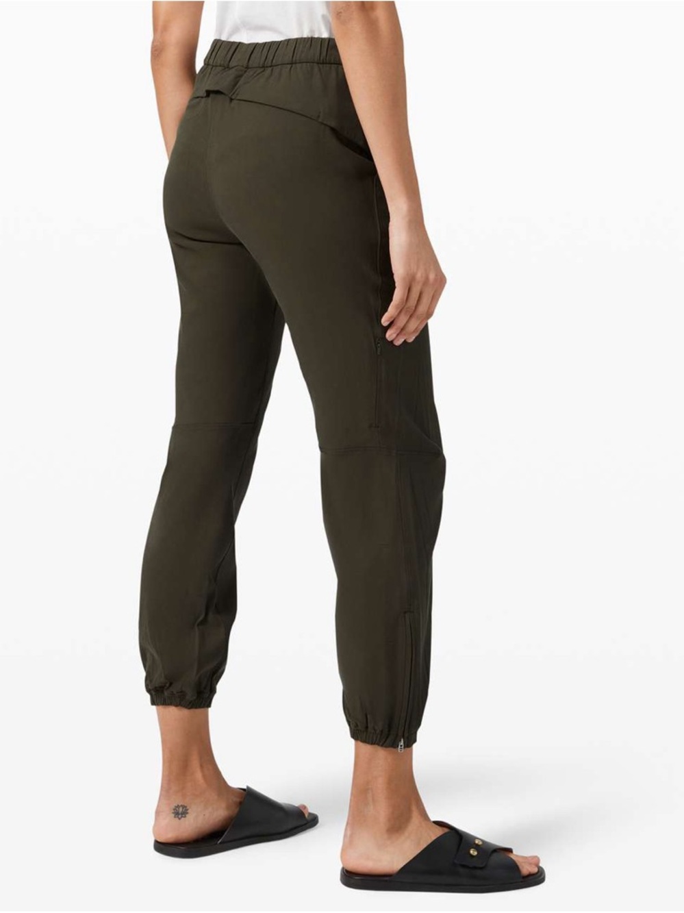 Lululemon Essential Affinity Mid Rise Jogger Size 4